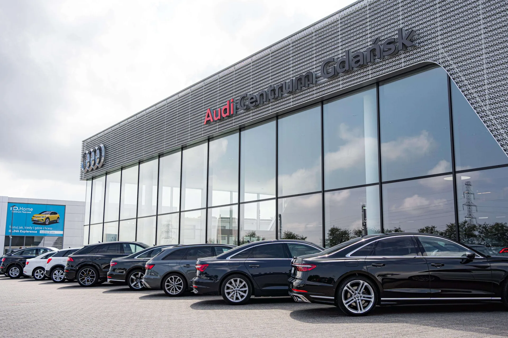 Salon Audi Centrum Gdańsk przy ulicy Lubowidzkiej